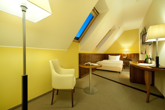 Imagen de la habitación del Hotel Maestro By Adrez. Foto 3