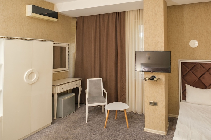 Imagen de la habitación del Hotel Maestro. Foto 8