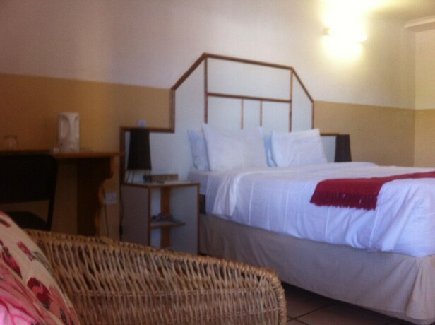 Imagen de la habitación del Hotel Maeto Lodge. Foto 15