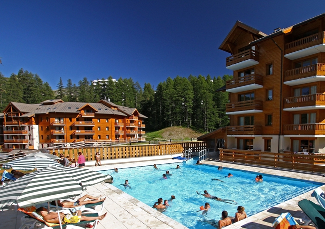 Imagen de la piscina del Hotel Maeva Particuliers ? R&eacute;sidence L'albane. Foto 18
