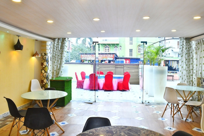 Imagen del bar/restaurante del Hotel Magadh Palace. Foto 6