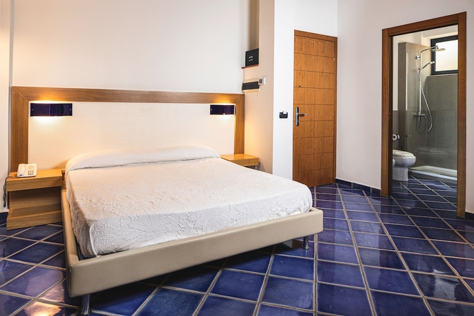 Imagen de la habitación del Hotel Magaggiari Resort. Foto 11