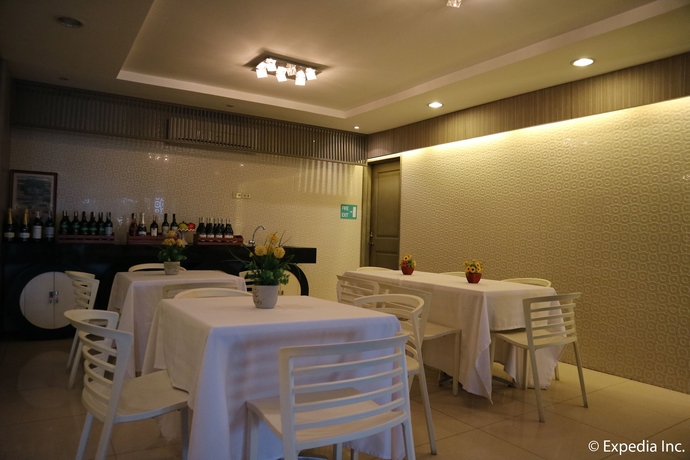 Imagen del bar/restaurante del Hotel Magallanes Square. Foto 3