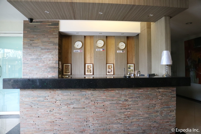 Imagen de los interiores del Hotel Magallanes Square. Foto 18