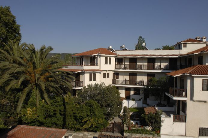 Imagen de los exteriores del Hotel Magani Apartments And Maisonettes. Foto 10