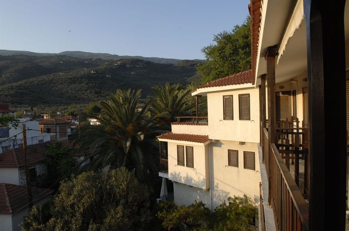 Imagen general del Hotel Magani Apartments And Maisonettes. Foto 2