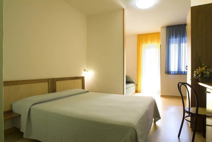 Imagen de la habitación del Hotel Magara. Foto 13