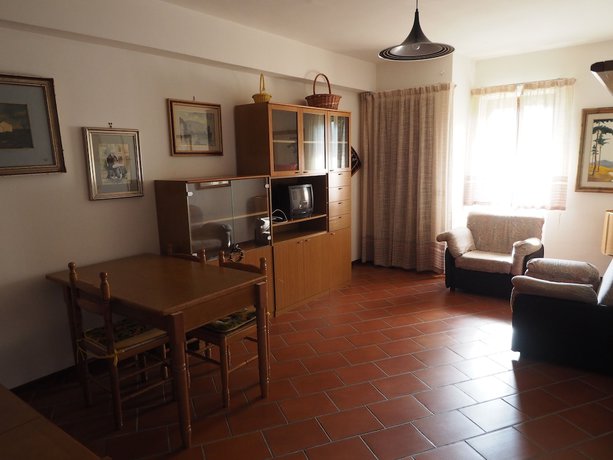 Imagen de la habitación del Hotel Magara. Foto 17