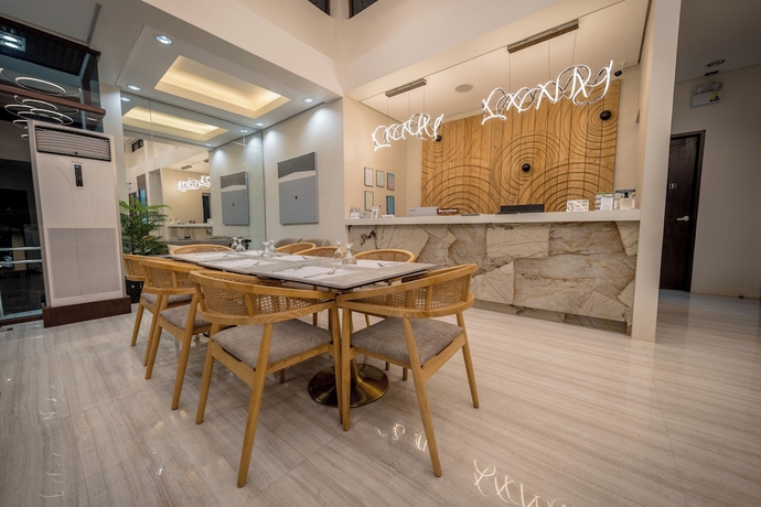 Imagen de los interiores del Hotel Magarra. Foto 14