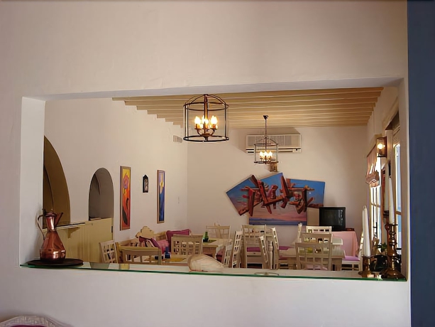 Imagen del bar/restaurante del Hotel Magas. Foto 5