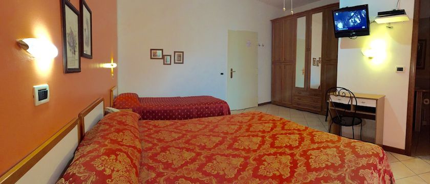 Imagen de la habitación del Hotel Magda, Novafeltria. Foto 16