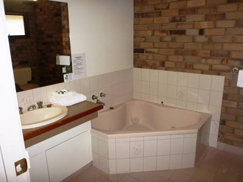 Imagen de la habitación del Hotel Magdala Motor Lodge and Lakeside Restaurant. Foto 3