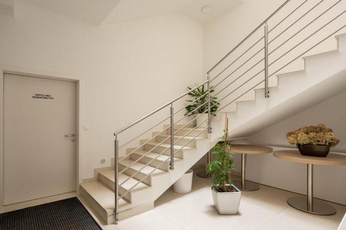 Imagen de los interiores del Hotel Magdalena, Zagreb. Foto 27