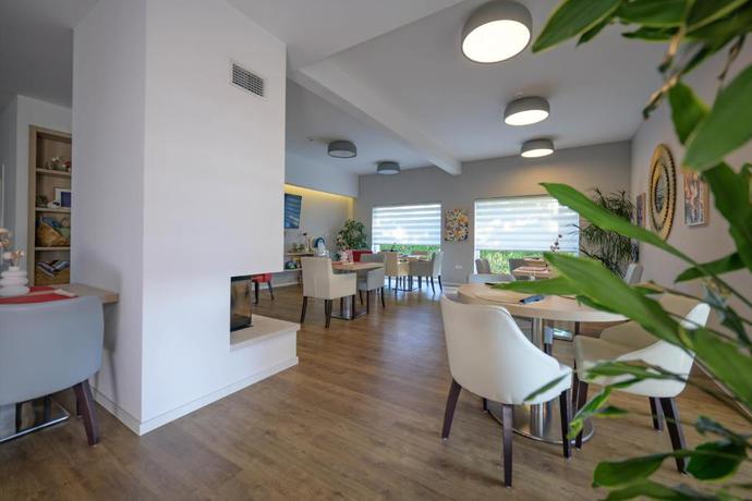 Imagen de los interiores del Hotel Magdalena, Zagreb. Foto 29