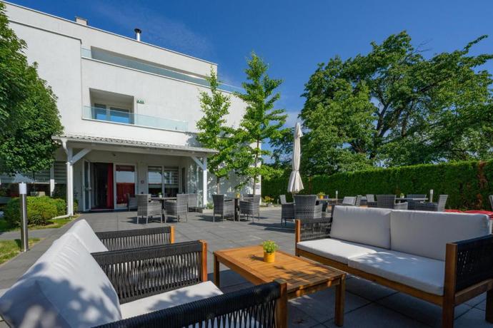 Imagen de los exteriores del Hotel Magdalena, Zagreb. Foto 25