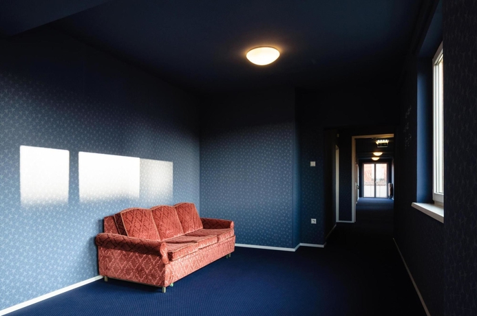 Imagen de los exteriores del Hotel Magdas. Foto 13