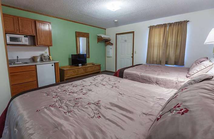 Imagen de la habitación del Hotel Maggie Valley Creekside Lodge. Foto 10