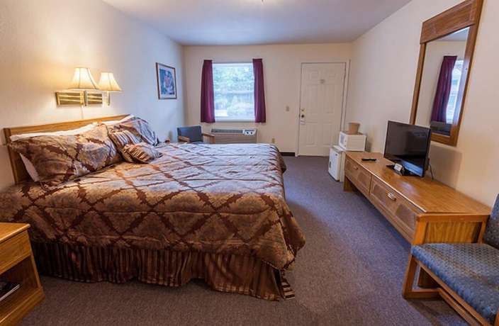 Imagen de la habitación del Hotel Maggie Valley Creekside Lodge. Foto 14