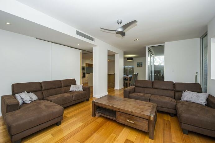 Imagen general del Hotel Maggies Beachfront Apt. 1. Foto 9