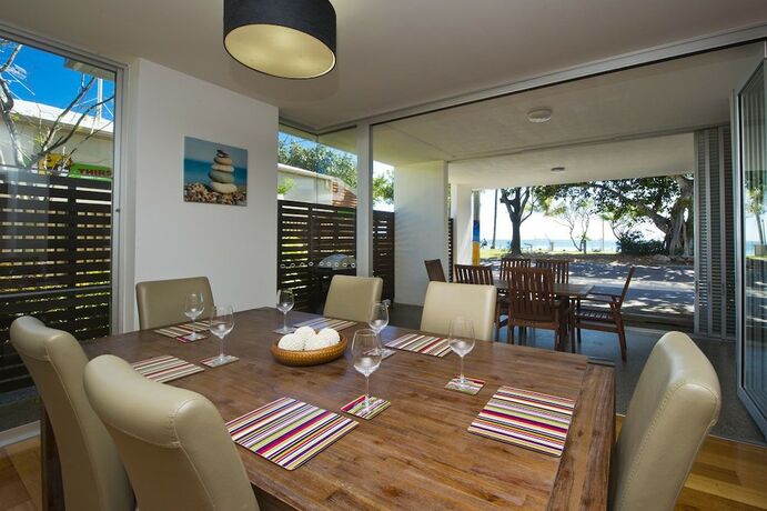 Imagen general del Hotel Maggies Beachfront Apt. 1. Foto 10