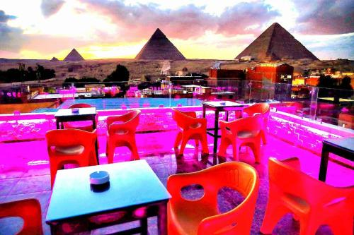 Imagen de la habitación del Hotel MagiC Pyramids HoteL. Foto 20