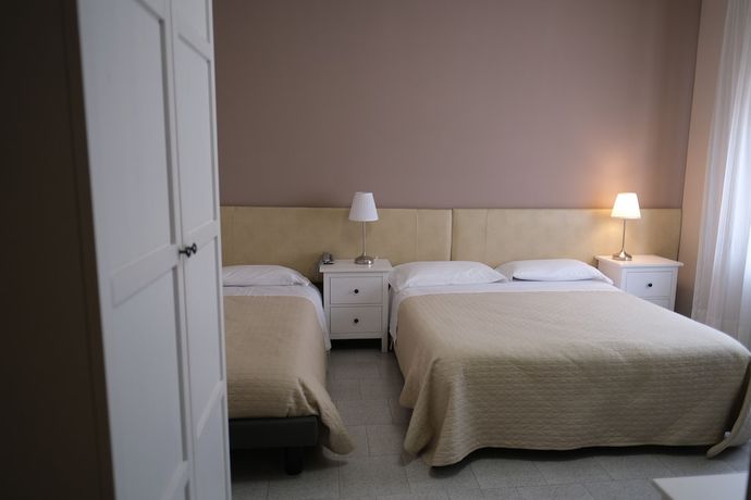 Imagen de la habitación del Hotel Magic, Atena Lucana Scalo. Foto 7