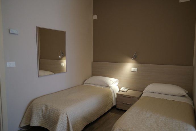 Imagen de la habitación del Hotel Magic, Atena Lucana Scalo. Foto 12