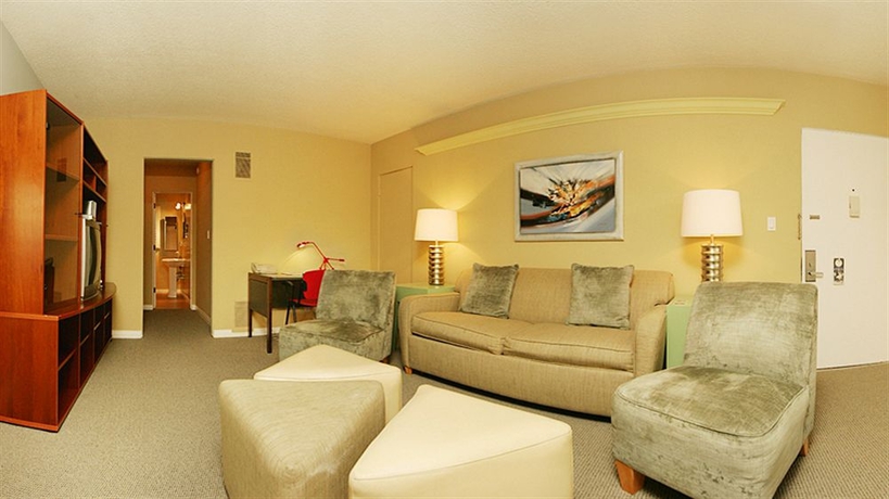 Imagen de los interiores del Hotel Magic Castle. Foto 9