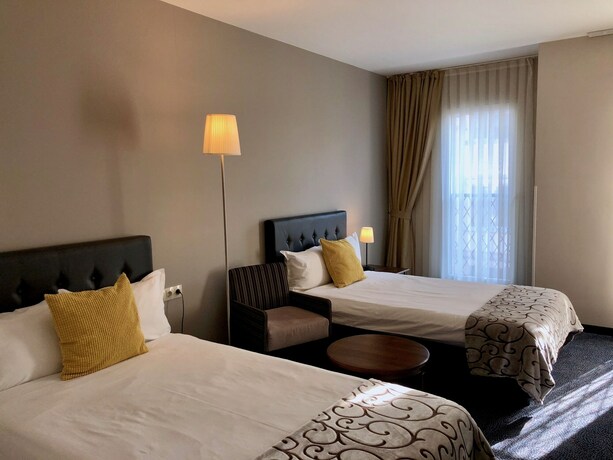 Imagen de la habitación del Hotel Magic Castle, Sofia. Foto 2