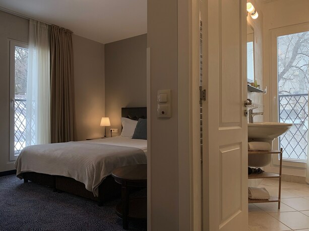 Imagen de la habitación del Hotel Magic Castle, Sofia. Foto 3