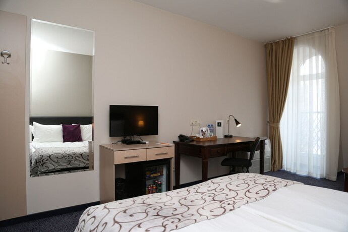 Imagen de la habitación del Hotel Magic Castle, Sofia. Foto 4
