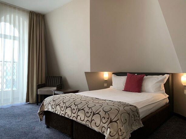 Imagen de la habitación del Hotel Magic Castle, Sofia. Foto 10