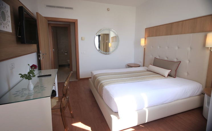 Imagen de la habitación del Hotel Magic Manar. Foto 6