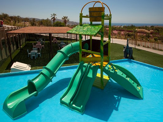 Imagen general del Hotel Magic Natura Animal, Waterpark & Polynesian Lodge Resort. Foto 19