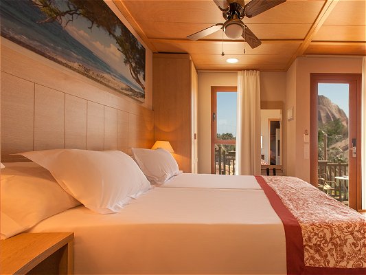 Imagen general del Hotel Magic Natura Animal, Waterpark & Polynesian Lodge Resort. Foto 22