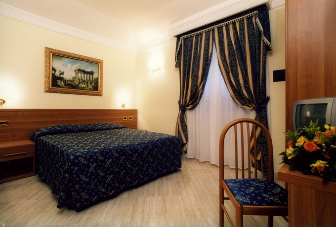 Imagen general del Hotel Magic, Roma. Foto 12