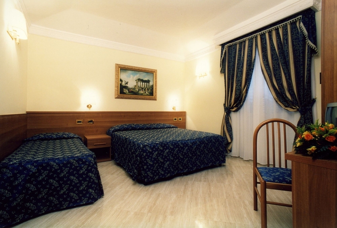 Imagen general del Hotel Magic, Roma. Foto 15