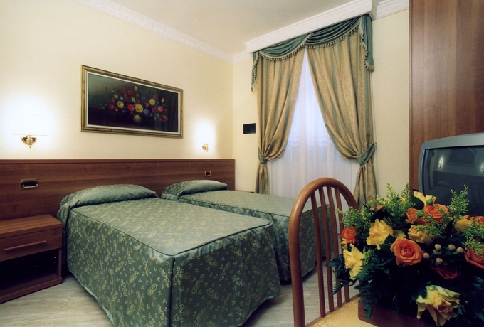 Imagen general del Hotel Magic, Roma. Foto 16