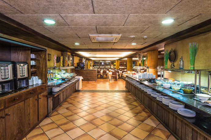 Imagen del bar/restaurante del Hotel Magic Ski. Foto 4