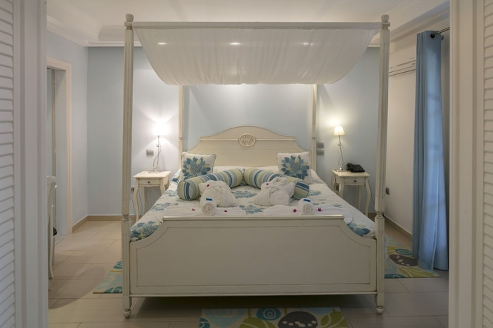 Imagen de la habitación del Hotel Magic, Skíathos. Foto 14