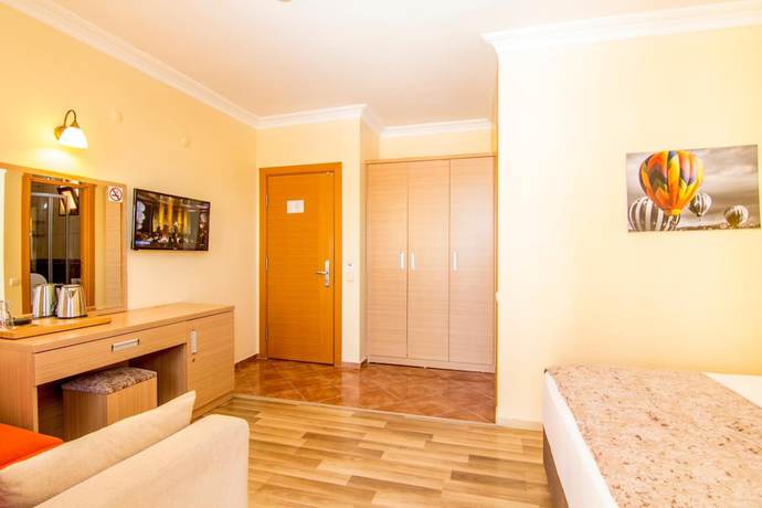 Imagen de la habitación del Hotel Magic Tulip Beach. Foto 6