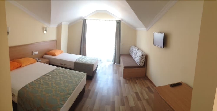 Imagen de la habitación del Hotel Magic Tulip. Foto 4