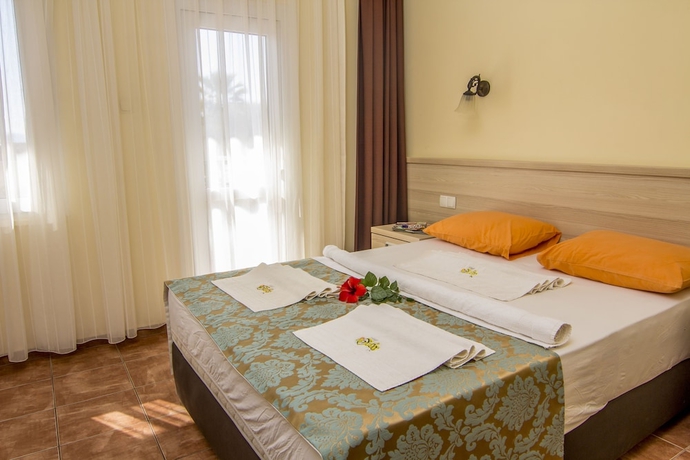 Imagen de la habitación del Hotel Magic Tulip. Foto 6