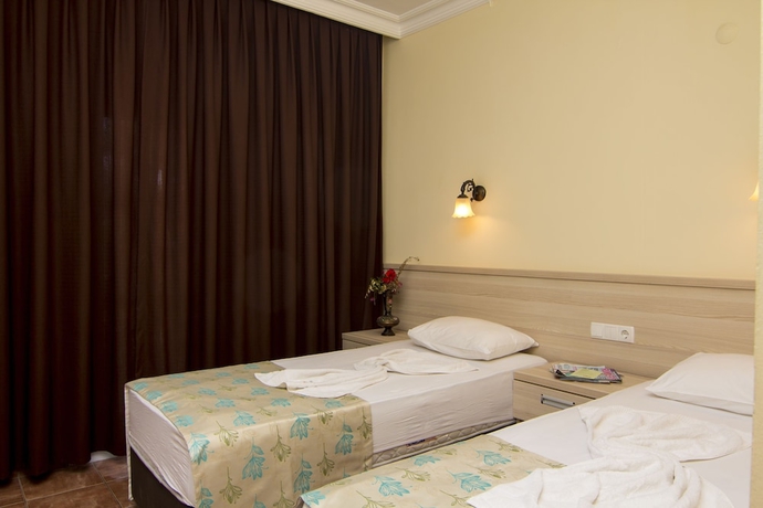 Imagen de la habitación del Hotel Magic Tulip. Foto 7