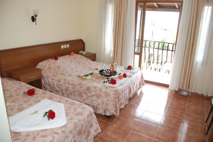 Imagen de la habitación del Hotel Magic Tulip. Foto 10