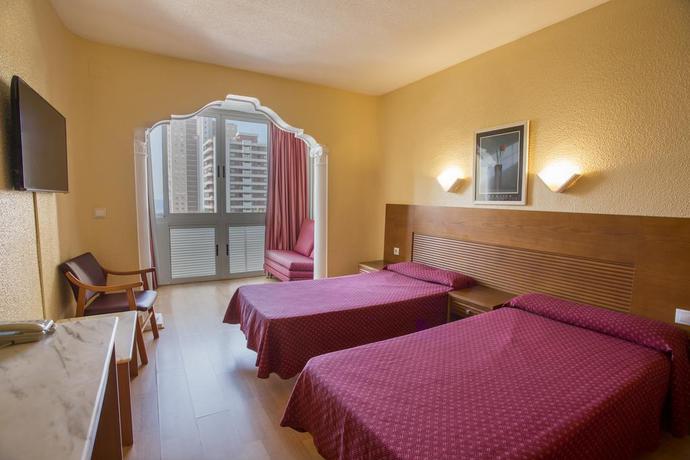 Imagen de la habitación del Hotel Magic Villa Benidorm. Foto 10