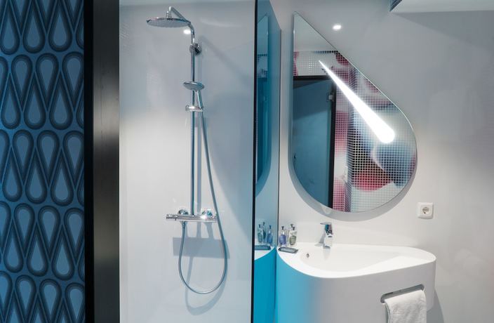 Imagen de la habitación del Hotel Magic Xhibition. Foto 18