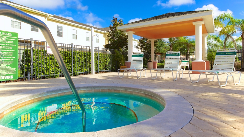 Imagen de la piscina del Hotel Magical Memories. Foto 9