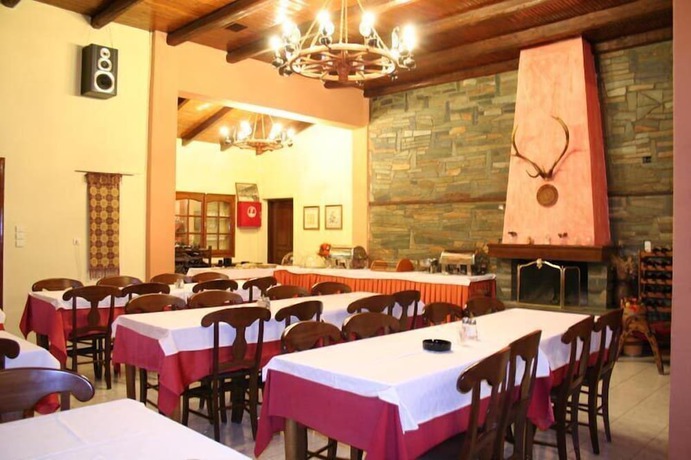 Imagen del bar/restaurante del Hotel Magiossi. Foto 4