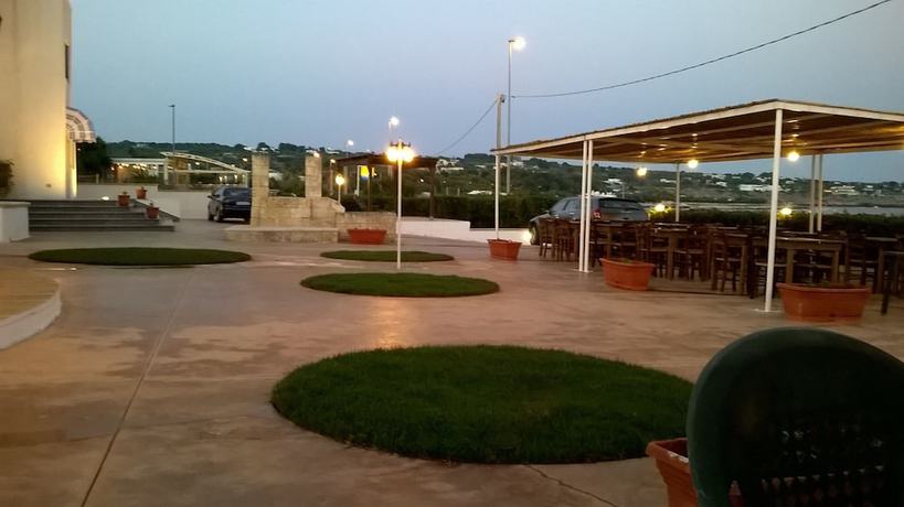 Imagen del bar/restaurante del Hotel Magna Grecia. Foto 4